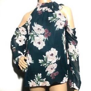 NSR Rawli Cold Shoulder Blouse